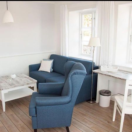 Ual Oeoemrang Wiartshues Hotel Norddorf Bagian luar foto