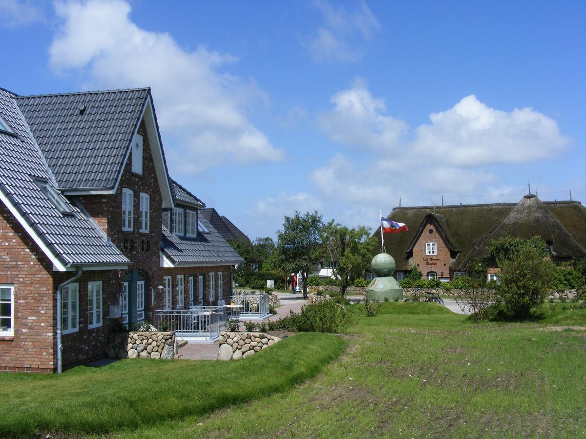 Ual Oeoemrang Wiartshues Hotel Norddorf Bagian luar foto