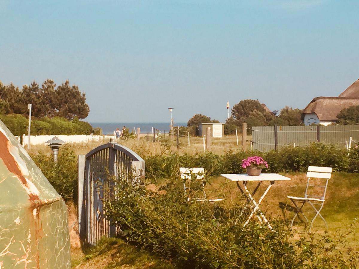 Ual Oeoemrang Wiartshues Hotel Norddorf Bagian luar foto